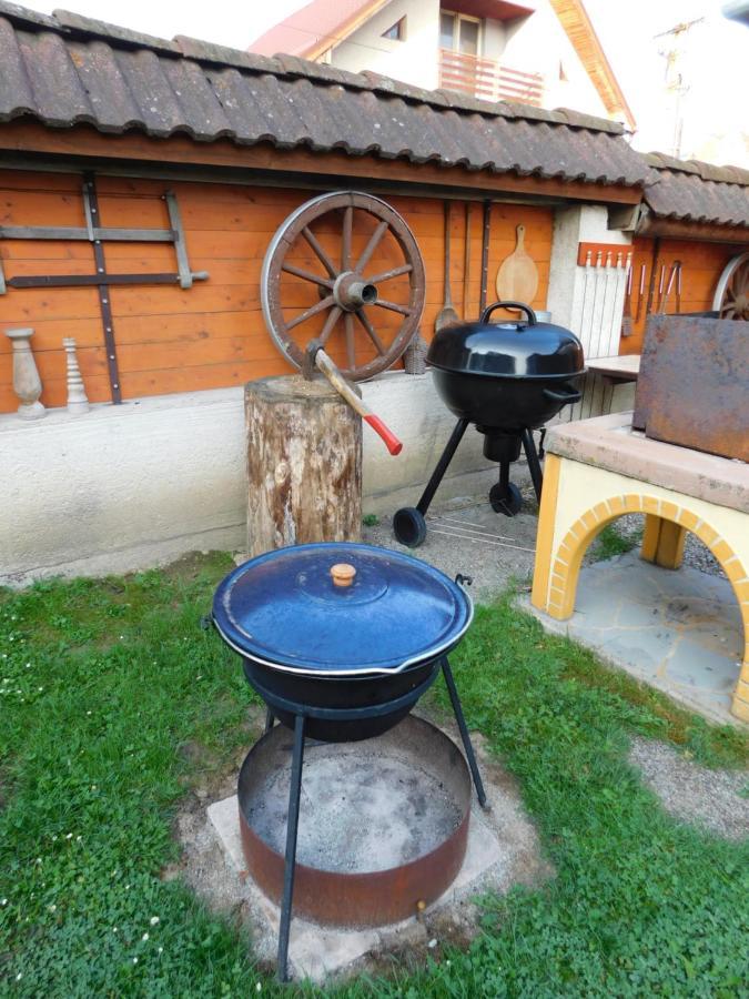 Privat Na Chalupe Partizanska Lupca 649 Villa Dış mekan fotoğraf