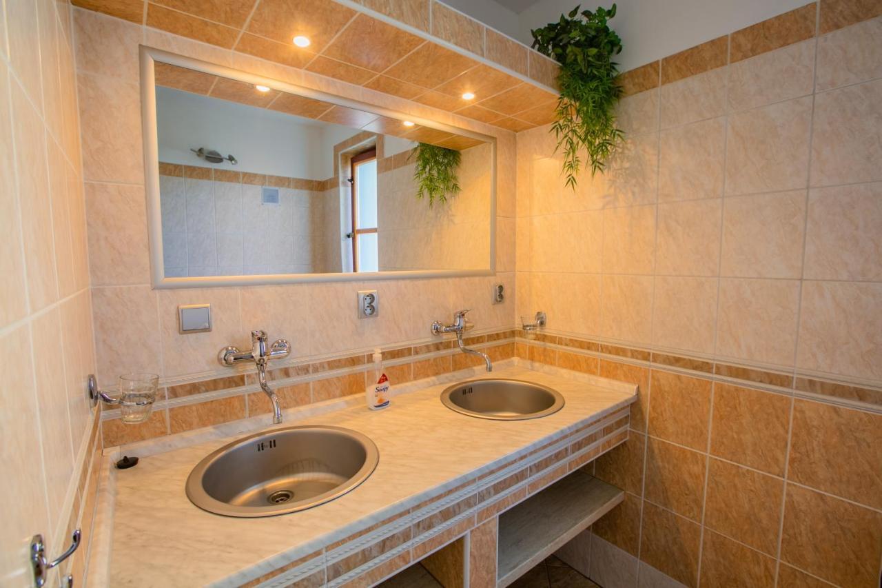 Privat Na Chalupe Partizanska Lupca 649 Villa Dış mekan fotoğraf